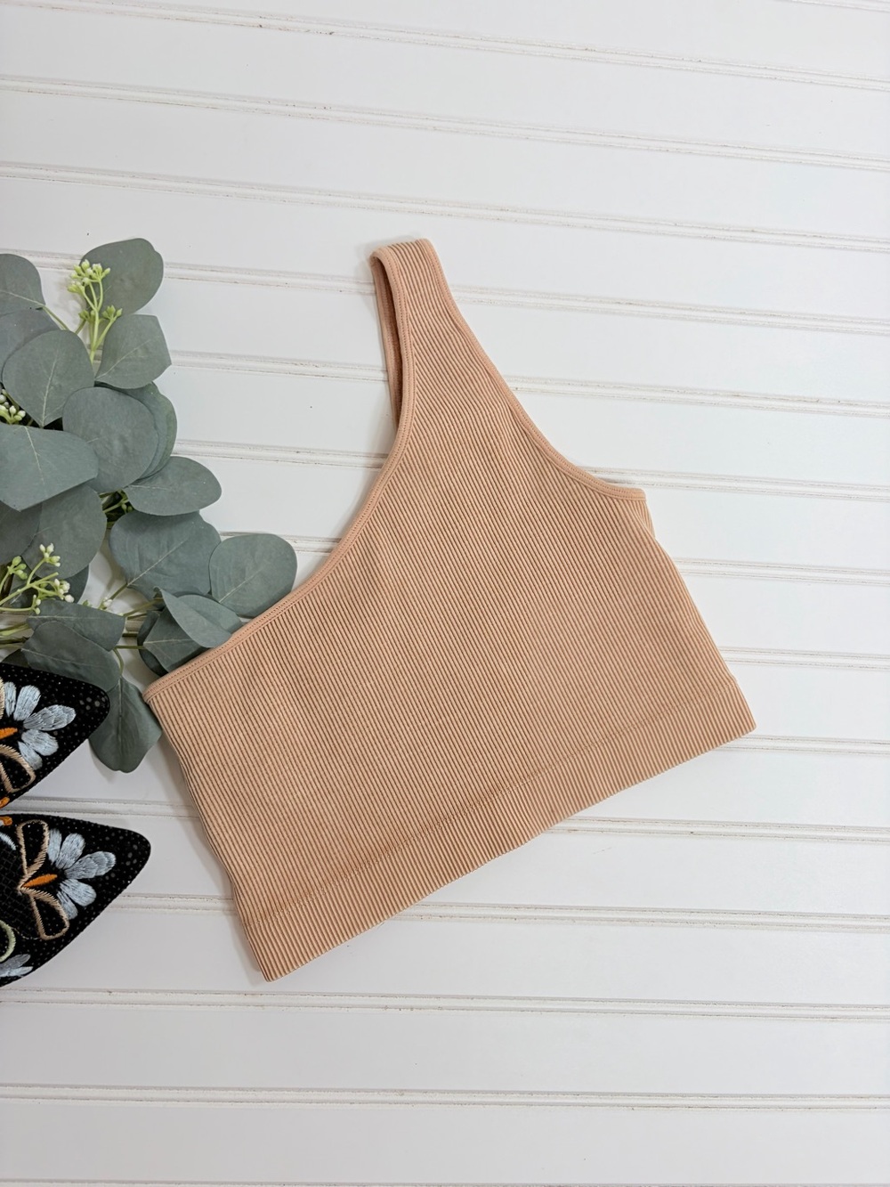 Gilly Hicks Ribbed One Shoudler Crop Top